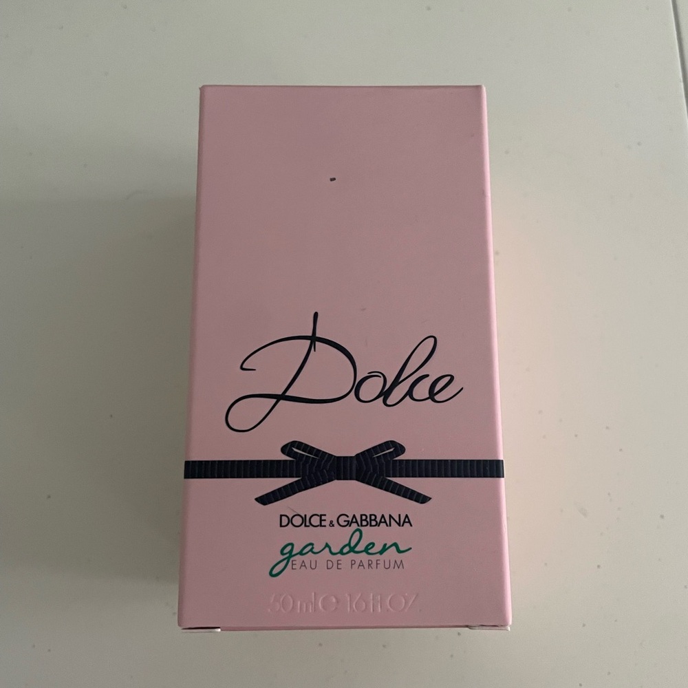 Dolce & Gabbana Garden Eau de Parfum - Pink Box